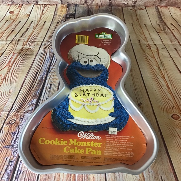 Wilton 1982 Cookie Monster Cake Pan/Mold 502-3738